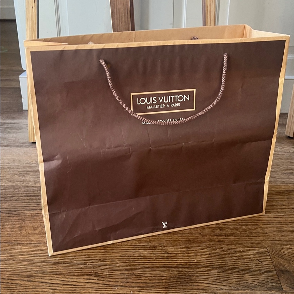 Louis Vuitton large vinatge paper bag